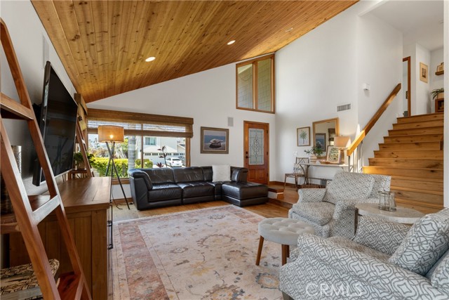27492 Via Valor, Dana Point CA: https://media.crmls.org/medias/0bb6c940-cb3f-439c-a61c-89abb1460bd4.jpg