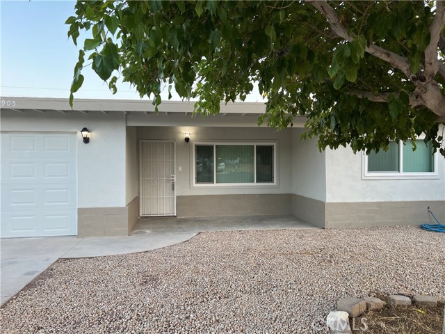 Detail Gallery Image 3 of 19 For 66905 Flora Ave, Desert Hot Springs,  CA 92240 - 3 Beds | 2 Baths