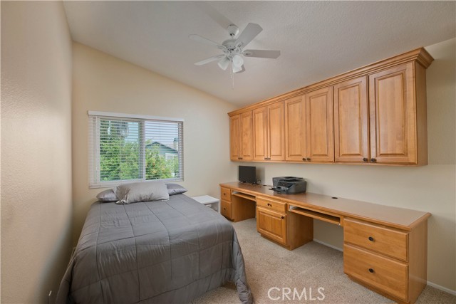 Detail Gallery Image 13 of 36 For 22447 Poplar St, Saugus,  CA 91390 - 4 Beds | 3 Baths