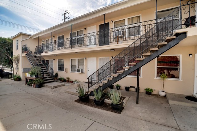 Detail Gallery Image 7 of 13 For 17007 17013 Vanowen, Van Nuys,  CA 91406 - – Beds | – Baths