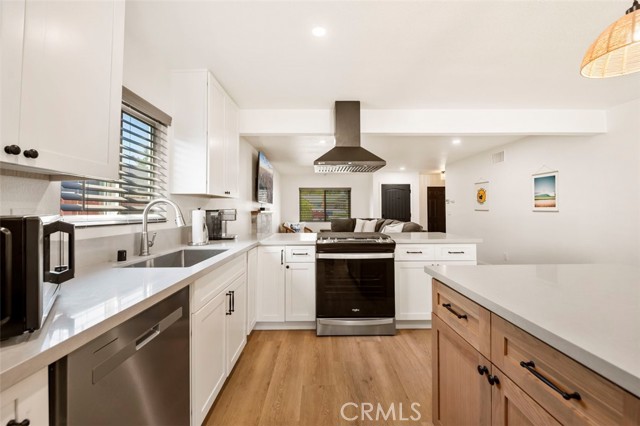 Detail Gallery Image 12 of 31 For 332 Cadillac Cir, Oceanside,  CA 92054 - 3 Beds | 2 Baths