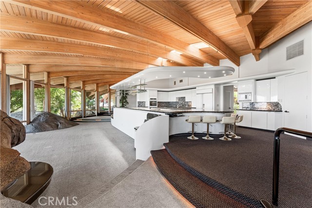 2360 Boulder Bluffs Court, Riverside CA: https://media.crmls.org/medias/0bb8db0e-f906-4916-9241-50a89560b774.jpg