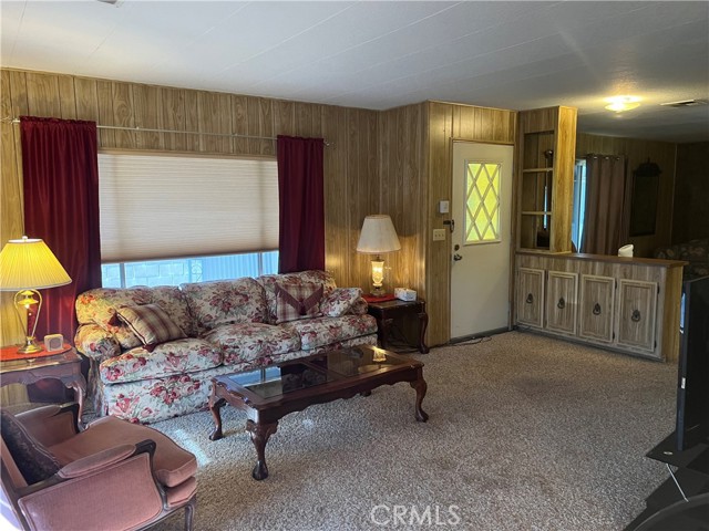 27601 sun city Boulevard, Menifee CA: https://media.crmls.org/medias/0bb929d9-41a1-46fe-b49a-699c1e3c5706.jpg