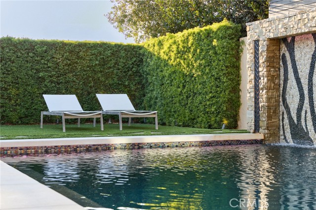 Detail Gallery Image 39 of 61 For 1112 Park St, Huntington Beach,  CA 92648 - 6 Beds | 6/2 Baths