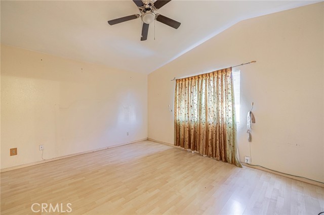 36849 James Place, Palmdale CA: https://media.crmls.org/medias/0bb9b1f1-9c05-477a-b3c0-78a7592192e7.jpg