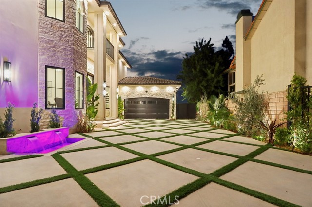 18200 Sheffield Lane, Porter Ranch CA: https://media.crmls.org/medias/0bb9ff4e-7b90-4d20-a63c-e13391e20c07.jpg