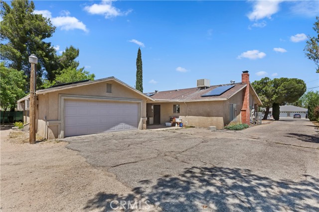 7486 Earhart Avenue, Hesperia CA: https://media.crmls.org/medias/0bbb412c-483f-46a7-8e21-c97dc0b6eb71.jpg