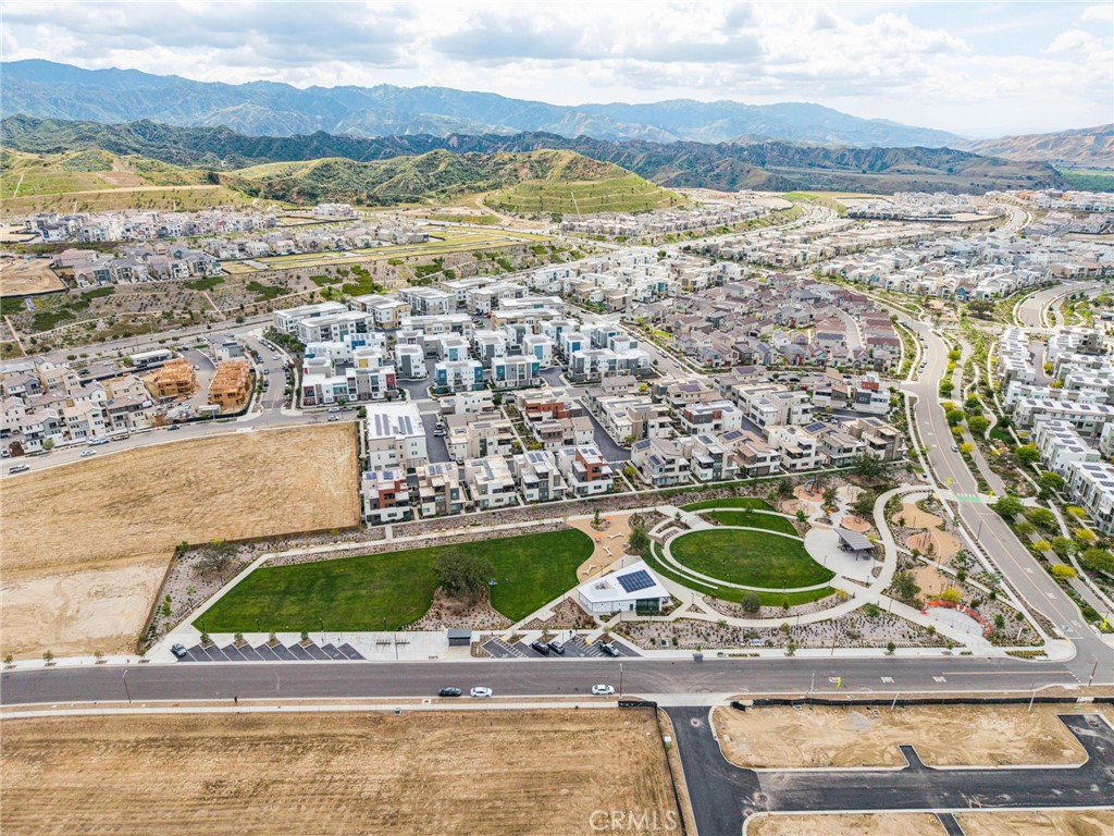 https://media.crmls.org/medias/0bbb5471-e370-43e3-a227-849a37f7bd4d.jpg?preset=X-Large