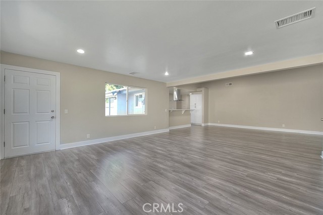 Detail Gallery Image 13 of 31 For 340 W Caroline St, Ontario,  CA 91762 - 7 Beds | 4 Baths