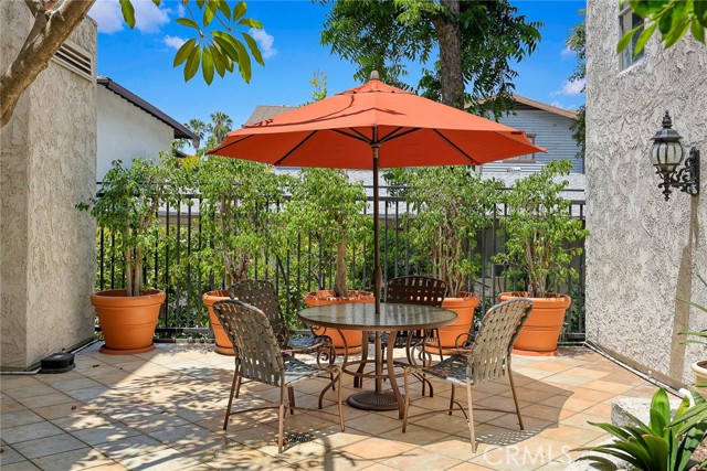 Detail Gallery Image 32 of 44 For 360 S Euclid Ave #219,  Pasadena,  CA 91101 - 2 Beds | 2 Baths