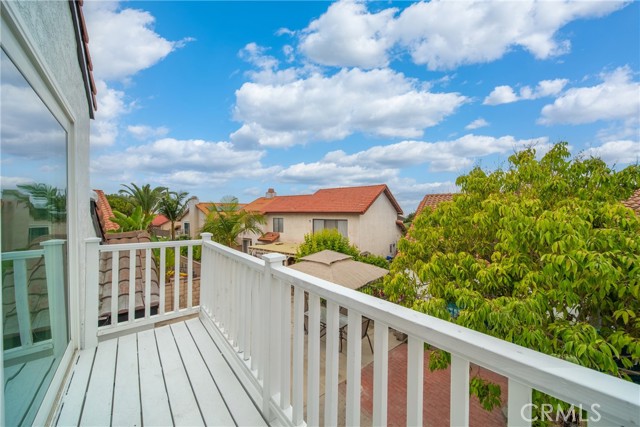 16247 Elza Drive, Hacienda Heights CA: https://media.crmls.org/medias/0bbbaacf-5b15-47c4-bdef-3bc2a0b64910.jpg