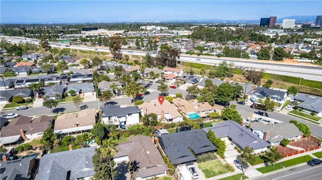 Detail Gallery Image 45 of 47 For 945 Lansing Ln, Costa Mesa,  CA 92626 - 4 Beds | 2 Baths