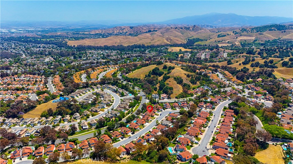 https://media.crmls.org/medias/0bbbe417-6189-4772-a3e6-a2deb4ef2863.jpg?preset=X-Large