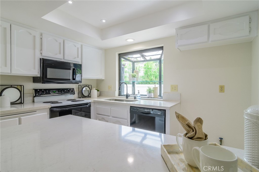 MLS #OC26158353 image #11