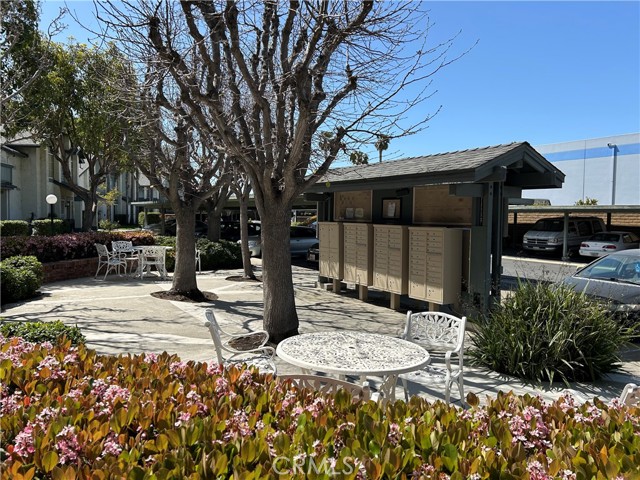 Detail Gallery Image 39 of 47 For 18232 Parkview Ln #103,  Huntington Beach,  CA 92648 - 1 Beds | 1 Baths