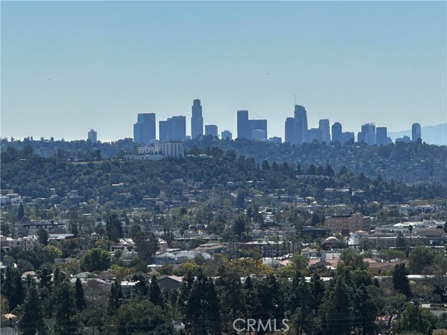 Detail Gallery Image 4 of 43 For 876 Harrington, Glendale,  CA 91207 - 4 Beds | 4 Baths