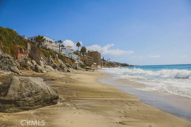 Detail Gallery Image 27 of 31 For 917 Rembrandt Dr, Laguna Beach,  CA 92651 - 3 Beds | 2 Baths