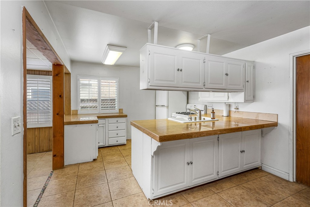 0bbdad64 0d19 4d39 9fe7 0fb242a77725