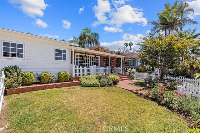 Detail Gallery Image 12 of 63 For 230 Esplanade, San Clemente,  CA 92672 - 4 Beds | 2 Baths
