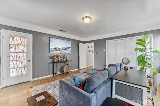 Detail Gallery Image 25 of 31 For 5144 Southridge Ave, Los Angeles,  CA 90043 - 3 Beds | 2/1 Baths