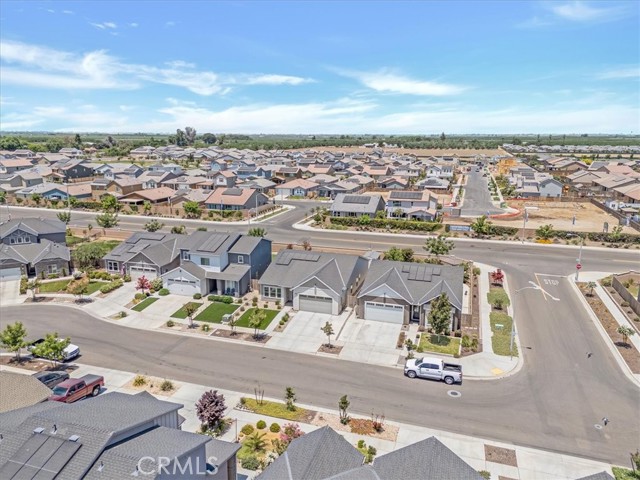 2454 W Mallard Lane, Hanford CA: https://media.crmls.org/medias/0bbff16d-45e0-4172-83c7-bd0c9b8e6a6a.jpg