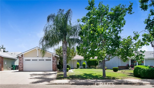 24409 Dunlavy Court, Moreno Valley CA: https://media.crmls.org/medias/0bc070c8-1055-47ef-aac6-c929ee2743c7.jpg