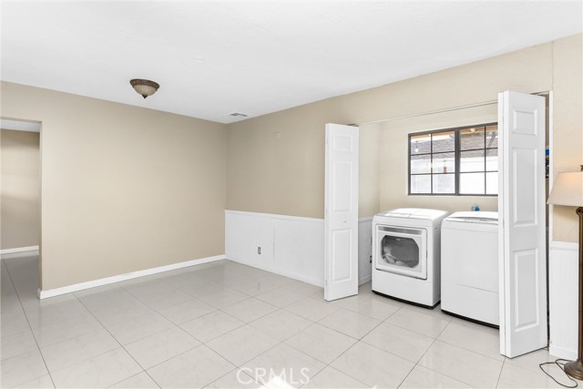 Detail Gallery Image 15 of 45 For 13447 Iroquois Rd, Apple Valley,  CA 92308 - 4 Beds | 3 Baths