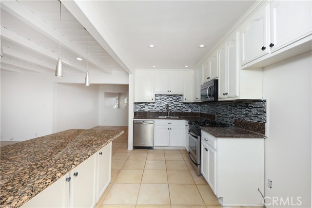 Detail Gallery Image 15 of 35 For 7738 Adwen St, Downey,  CA 90241 - 3 Beds | 2 Baths