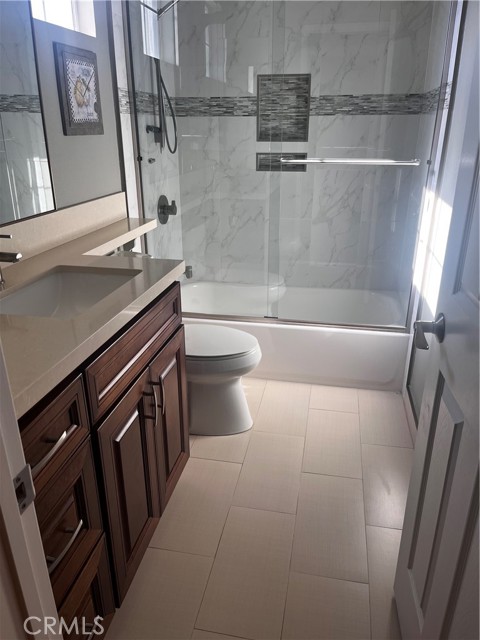 29 Del Padre, Lake Forest CA: https://media.crmls.org/medias/0bc4ab8f-40cc-4351-be4e-63599e802ea9.jpg