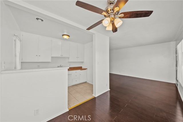 Detail Gallery Image 19 of 40 For 4015 Palmwood Dr, Los Angeles,  CA 90008 - – Beds | – Baths