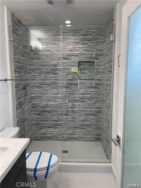 Detail Gallery Image 15 of 31 For 18403 Devonshire St, Northridge,  CA 91325 - 2 Beds | 2/1 Baths