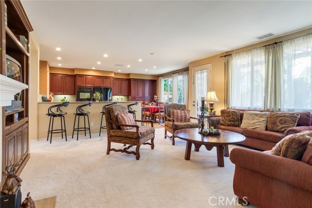 Detail Gallery Image 10 of 36 For 2967 Mangular, Corona,  CA 92882 - 5 Beds | 3 Baths