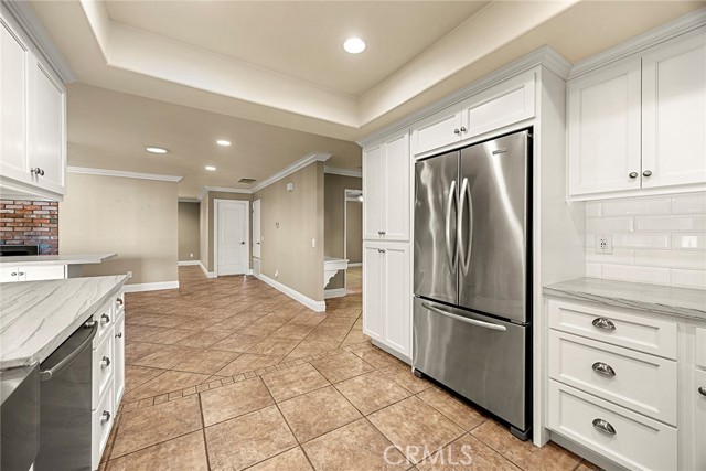 Detail Gallery Image 12 of 40 For 23646 Big Butte Dr, Canyon Lake,  CA 92587 - 3 Beds | 2 Baths