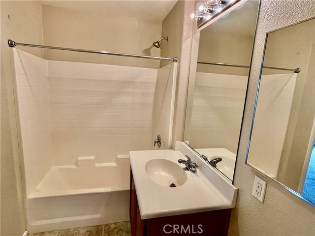 Detail Gallery Image 19 of 21 For 25276 Meadow Walk, Murrieta,  CA 92562 - 2 Beds | 2/1 Baths