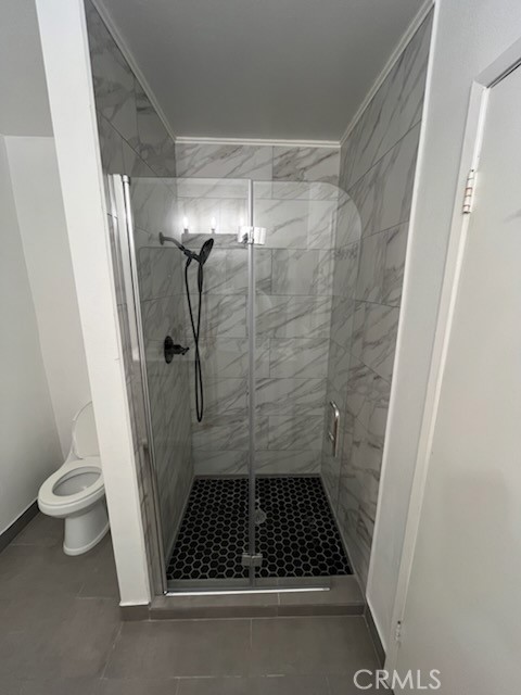 Detail Gallery Image 15 of 24 For 18550 Hatteras St #7,  Los Angeles,  CA 91356 - 2 Beds | 2/1 Baths