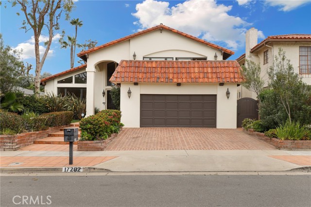 Detail Gallery Image 5 of 75 For 17202 Marina View Pl, Huntington Beach,  CA 92649 - 4 Beds | 3 Baths