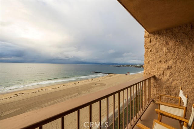 Detail Gallery Image 18 of 60 For 727 Esplanade #302,  Redondo Beach,  CA 90277 - 2 Beds | 2 Baths