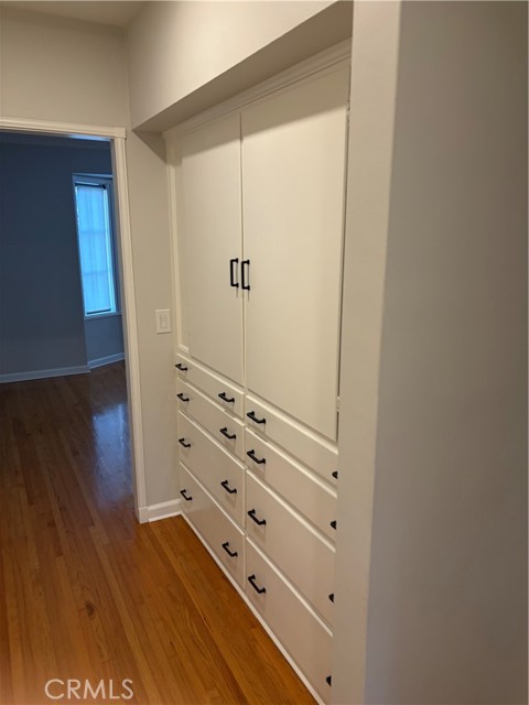 Detail Gallery Image 14 of 15 For 851 Graynold, Glendale,  CA 91202 - 2 Beds | 1 Baths