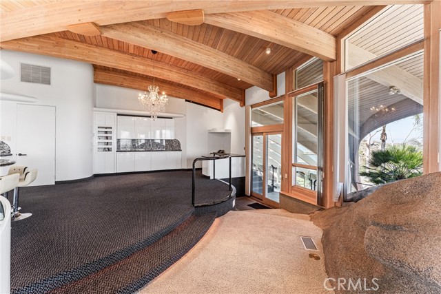 2360 Boulder Bluffs Court, Riverside CA: https://media.crmls.org/medias/0bc76175-d5e8-426d-96d4-2cb9ecdbd9fd.jpg