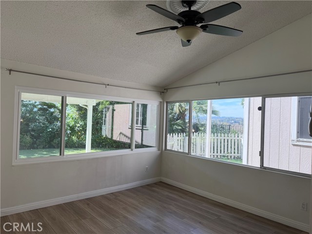 Detail Gallery Image 17 of 27 For 20838 Exhibit Ct, Woodland Hills,  CA 91367 - 4 Beds | 4 Baths