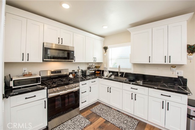 Detail Gallery Image 7 of 37 For 2803 Ladera Rd, San Bernardino,  CA 92405 - 3 Beds | 2 Baths