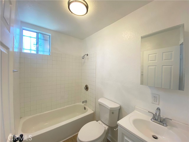 Detail Gallery Image 9 of 21 For 1723 W 59th Pl, Los Angeles,  CA 90047 - – Beds | – Baths