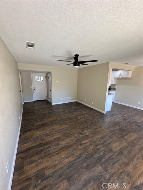 Detail Gallery Image 9 of 31 For 1885 Calle Diablo, Hemet,  CA 92545 - 2 Beds | 1 Baths