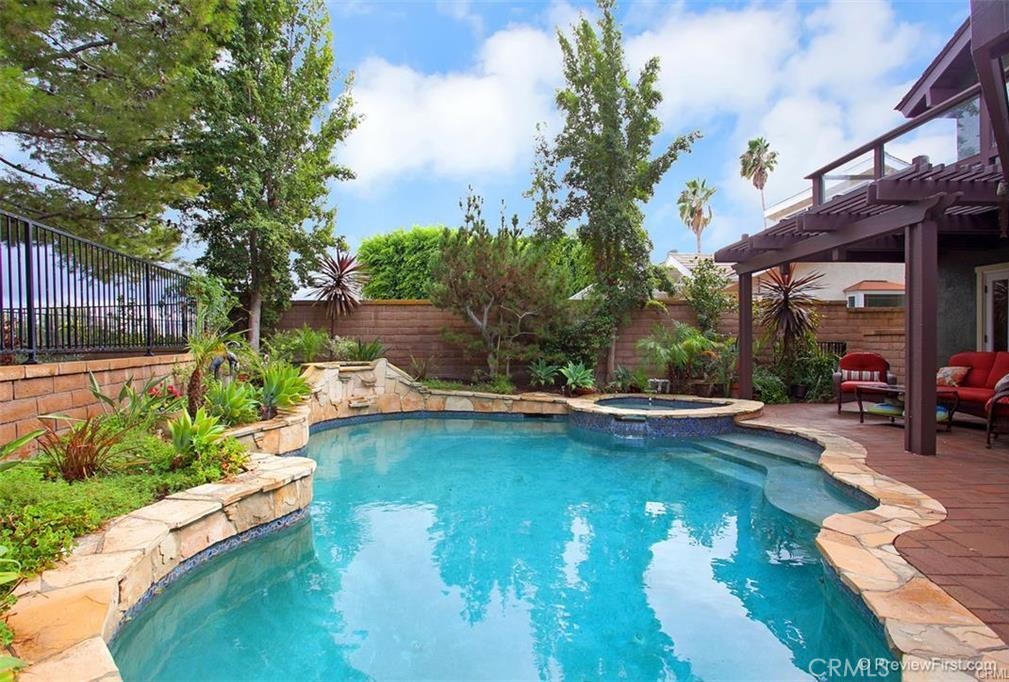 0bc99de5 0131 4eea 9af6 39b30c18aa41