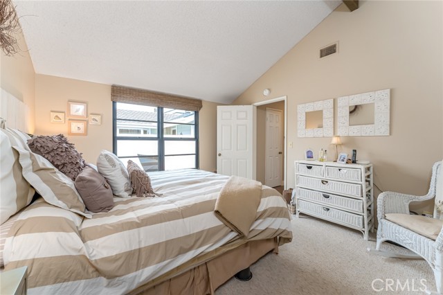 Photo #17: OC23108406 Listing 
