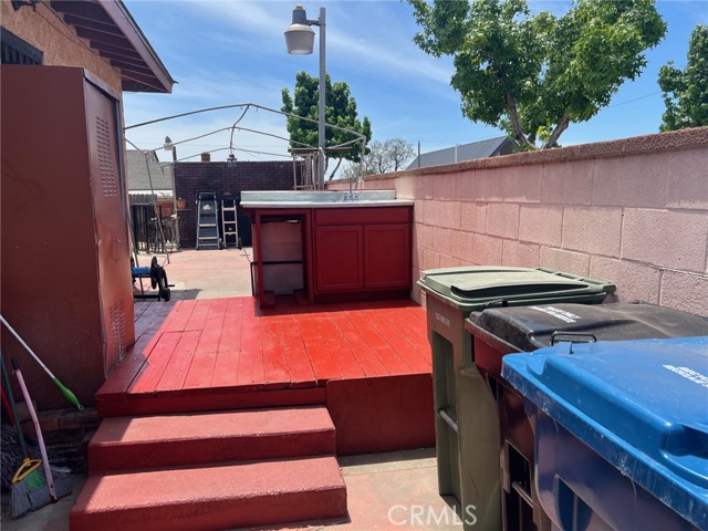 Detail Gallery Image 14 of 19 For 2524 W 115th St, Hawthorne,  CA 90250 - 4 Beds | 2 Baths
