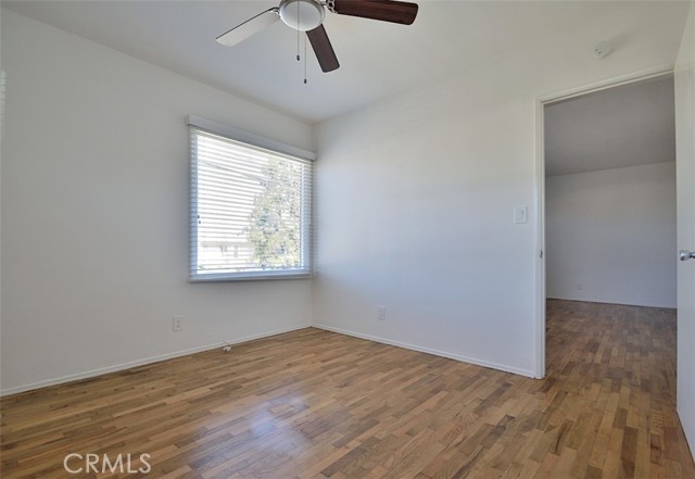Detail Gallery Image 6 of 23 For 2400 Marshallfield Ln, Redondo Beach,  CA 90278 - – Beds | – Baths