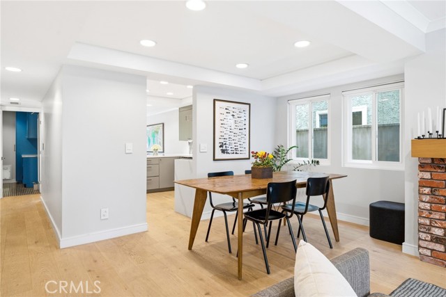 Detail Gallery Image 13 of 47 For 220 Detroit Ave, Huntington Beach,  CA 92648 - 3 Beds | 2/1 Baths