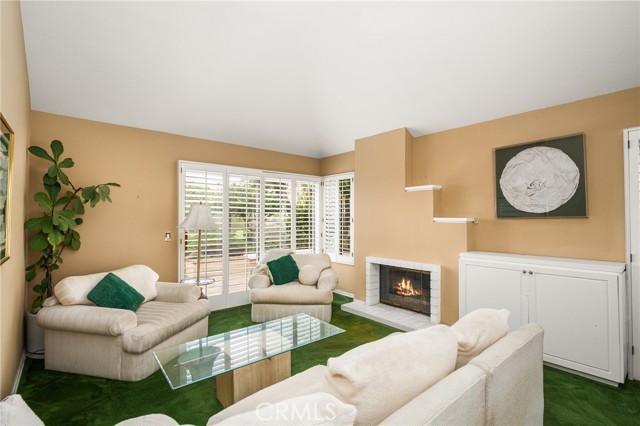 Detail Gallery Image 6 of 28 For 66 Cormorant Cir, Newport Beach,  CA 92660 - 2 Beds | 2/1 Baths