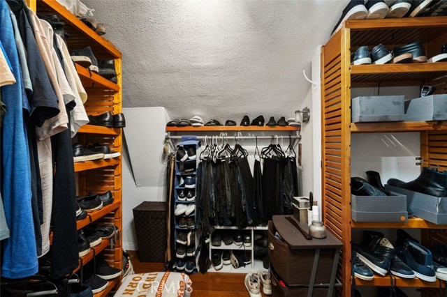 Detail Gallery Image 30 of 50 For 2790 Woodwardia Dr, Los Angeles,  CA 90077 - 5 Beds | 4 Baths